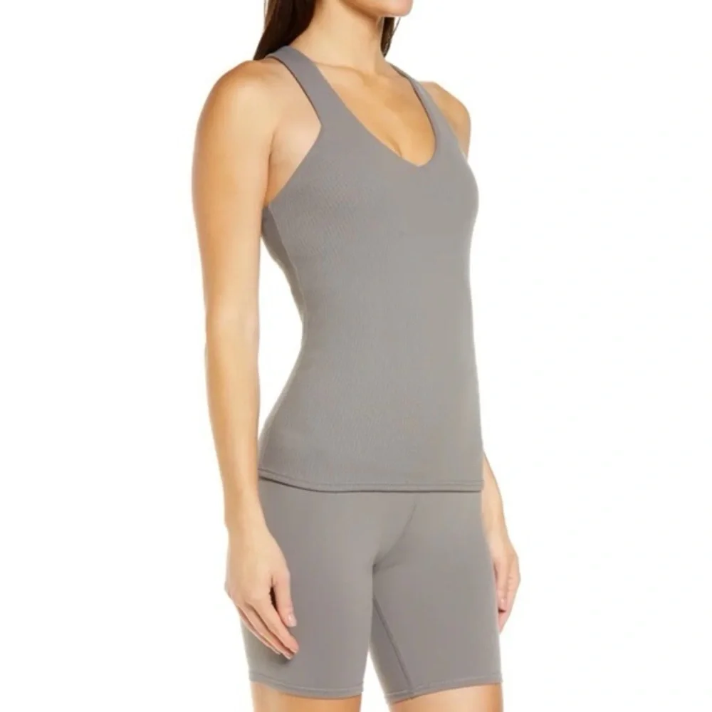 Alo Yoga Elevate Ribbed Crossover Tank Shadow‎ Grey Size Small